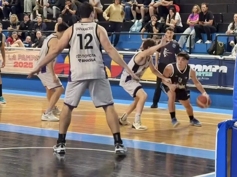 Pico FBC venció a Estudiantes como visitante en el inicio de la quinta fecha del Pre Federal