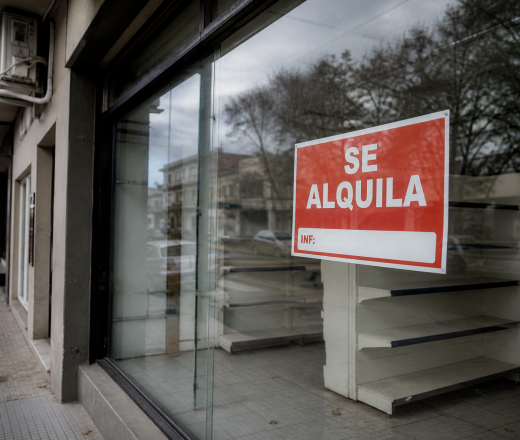 Anticipan cierre de comercios hacia fin de año: «Es imposible sostener las estructuras con las ventas que estamos teniendo» (Imagen ilustrativa IA - infopico.com)