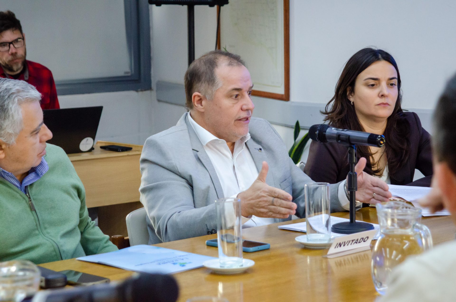 Reunión de la Comisión de Seguimiento y Control del Régimen de Transición del Área Hidrocarburífera El Medanito