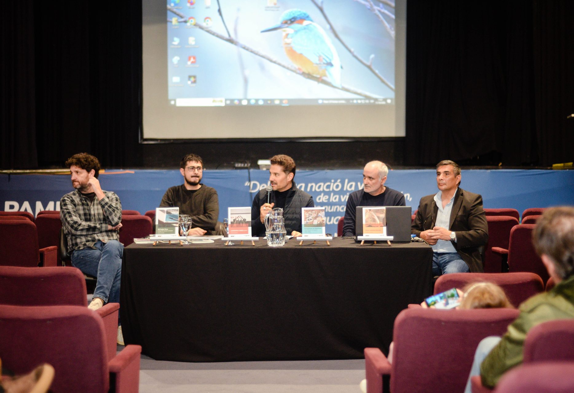 El Fondo Editorial Pampeano presentó cuatro nuevas obras en la Feria del Libro