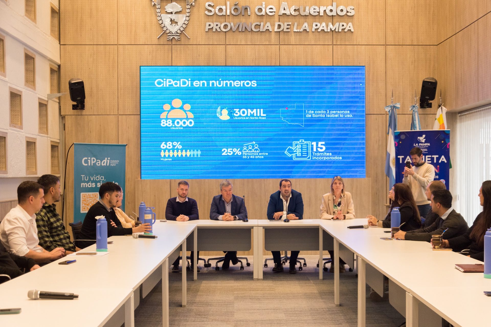 El Gobierno provincial incorporó la Tarjeta Joven a la plataforma digital CiPadi