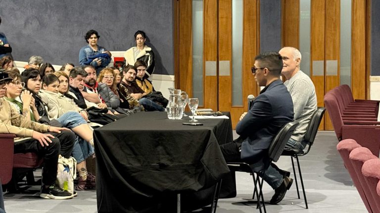 César González presentó su novela “Rengo Yeta” en la Feria Provincial del Libro