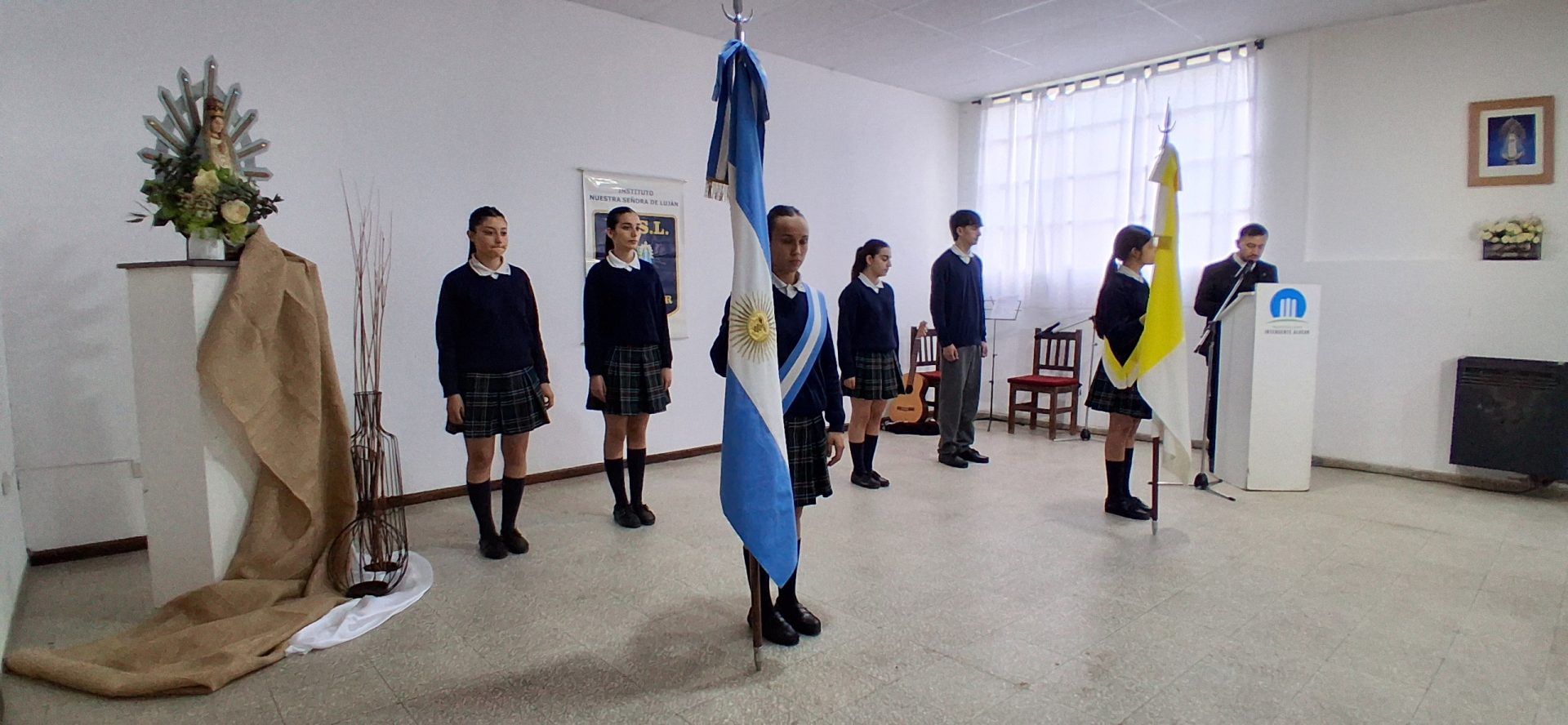 El Instituto Nuestra Señora de Luján conmemoró el Día del Respeto a la Diversidad Cultural
