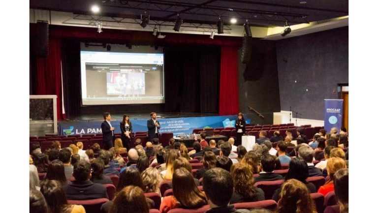 El Gobierno provincial presentó la agenda de capacitaciones de octubre para la Administración Pública
