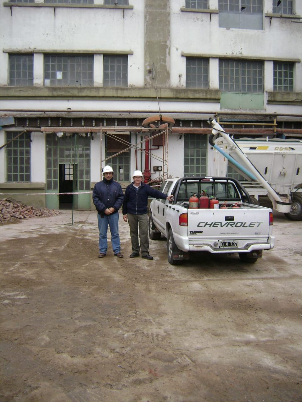 Trabajos en terreno: desde sus inicios, la firma se caracterizó por brindar soluciones integrales, mantenimiento y asistencia directa en las instalaciones de sus clientes.