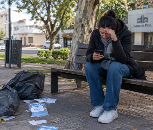 Alerta por estafas: el municipio de General Pico aclaró que no comercializa bolsas ni solicita dinero (Imagen ilustrativa IA - infopico.com)