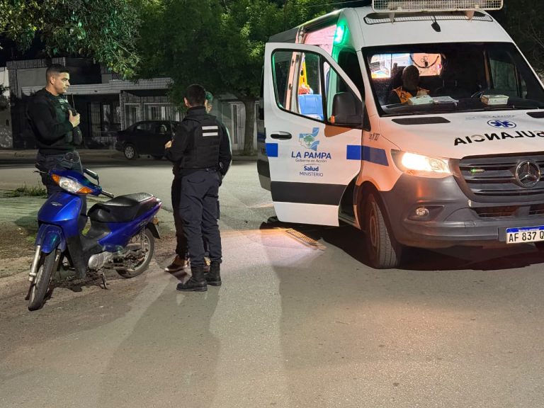 Colisión entre un auto y una moto en calles 11 y 30: el motociclista no requirió traslado
